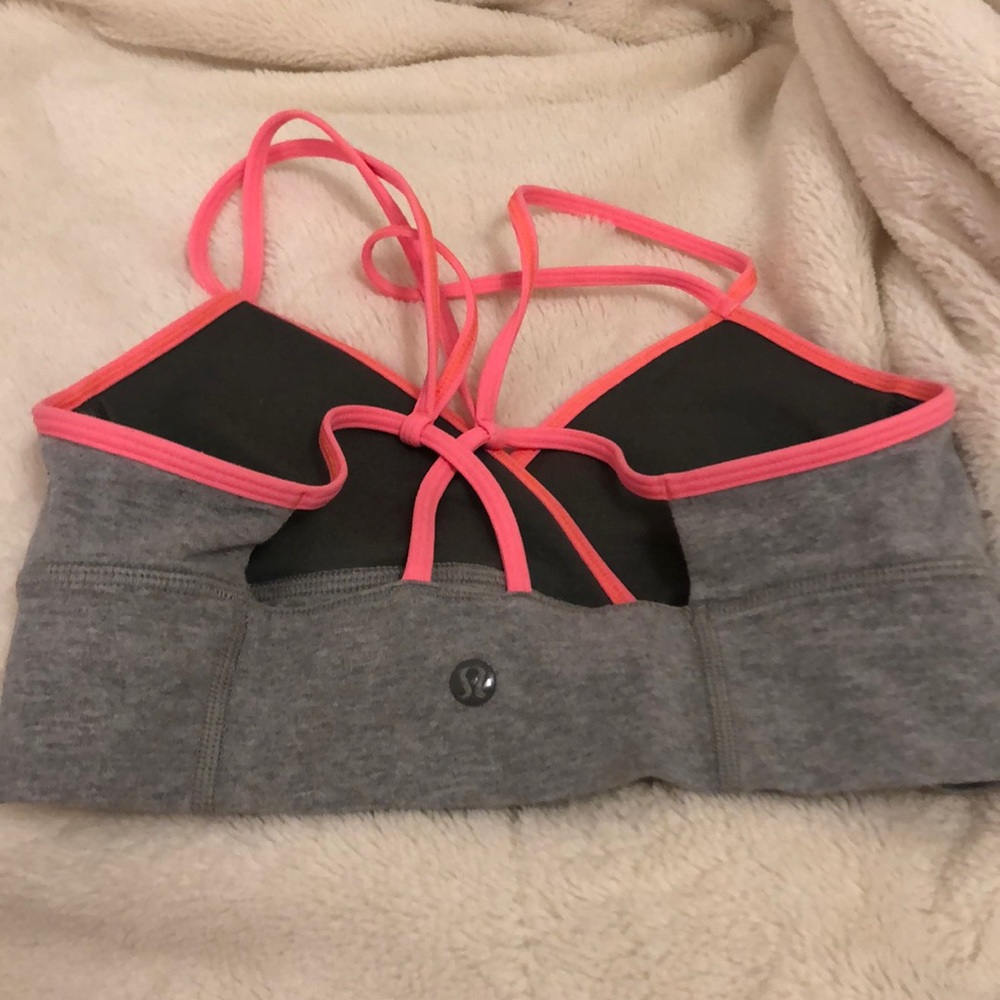 Lululemon grey yoga bra size 4